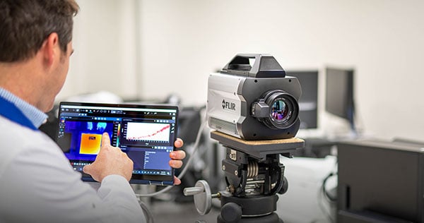X-Camera 50mm Motorized Focus Application thumb.jpg