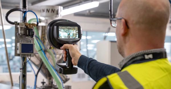 si124 case study header.jpg