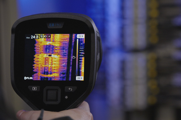 e8 pro one touch level span - Kamera termowizyjna  FLIR E8 Pro